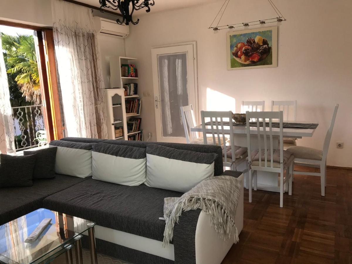 Apartment Aquamarin, Blizu Mora S Pogledom Na More, Za Do 6 Osoba Malinska Exteriér fotografie