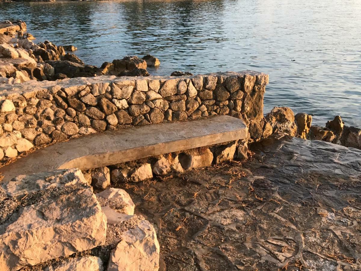 Apartment Aquamarin, Blizu Mora S Pogledom Na More, Za Do 6 Osoba Malinska Exteriér fotografie