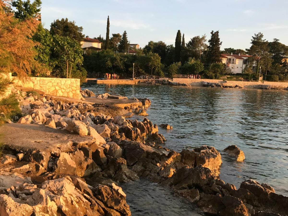 Apartment Aquamarin, Blizu Mora S Pogledom Na More, Za Do 6 Osoba Malinska Exteriér fotografie